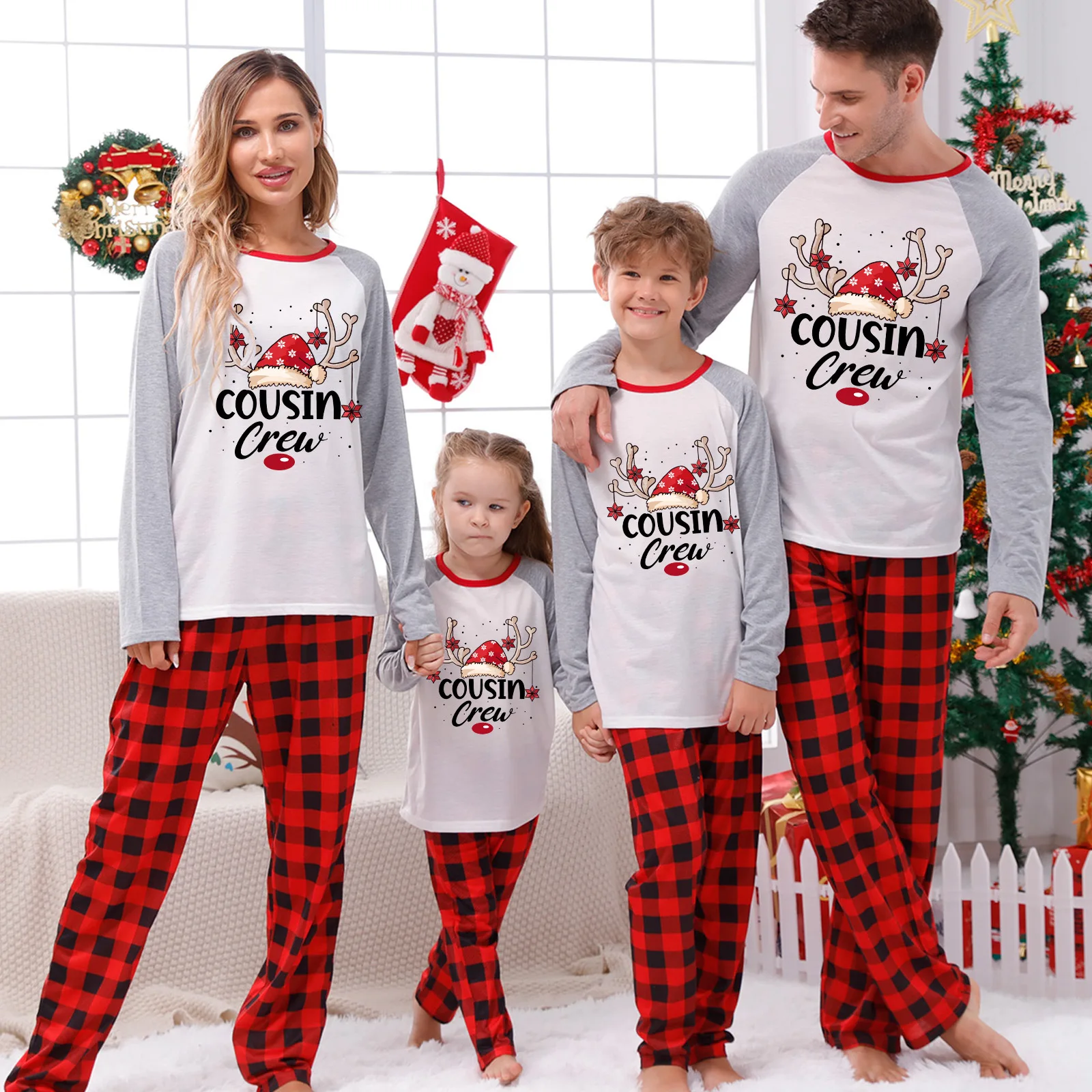 

2023 Christmas Pajamas Set Cute Santa Deer Print Mom Dad Kids Matching 2 Pieces Suit Baby Romper Sleepwear Family Look Outfits