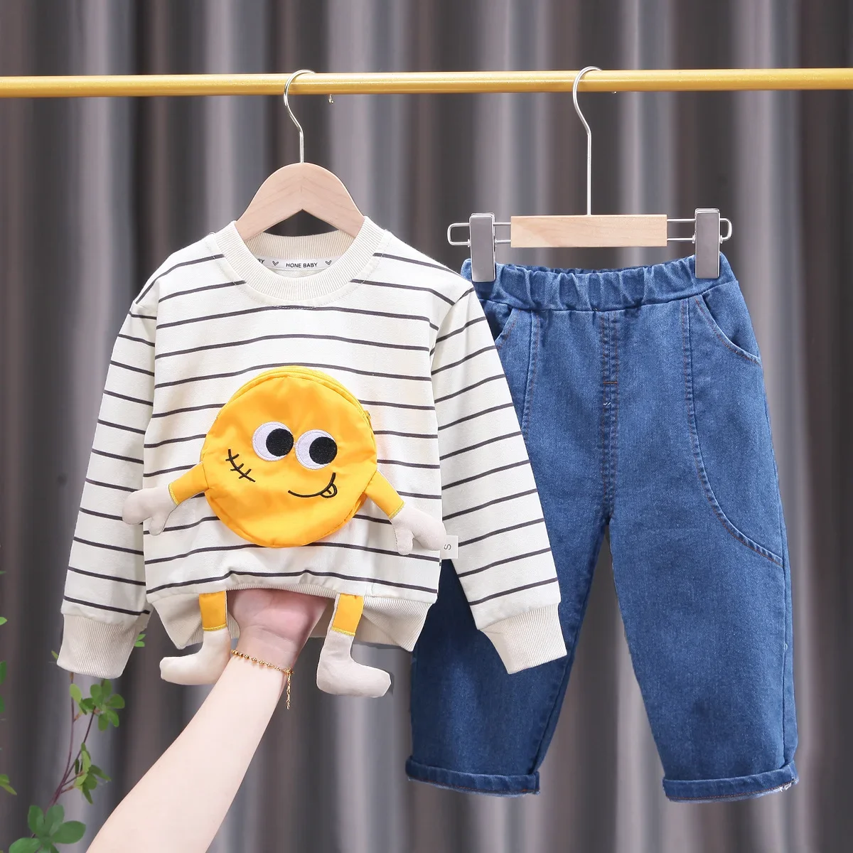 Toddler Girls Boutique Outfits Spring Autumn Baby Boy Clothes 2 To 3 Years Cartoon Striped Pullover T-shirts and Pants Kids Sets
Toddler Girls Boutique Outfits Spring Autumn Baby Boy Clothes 2 To 3 Years Cartoon Striped Pullover T-shirts and Pants Kids Sets