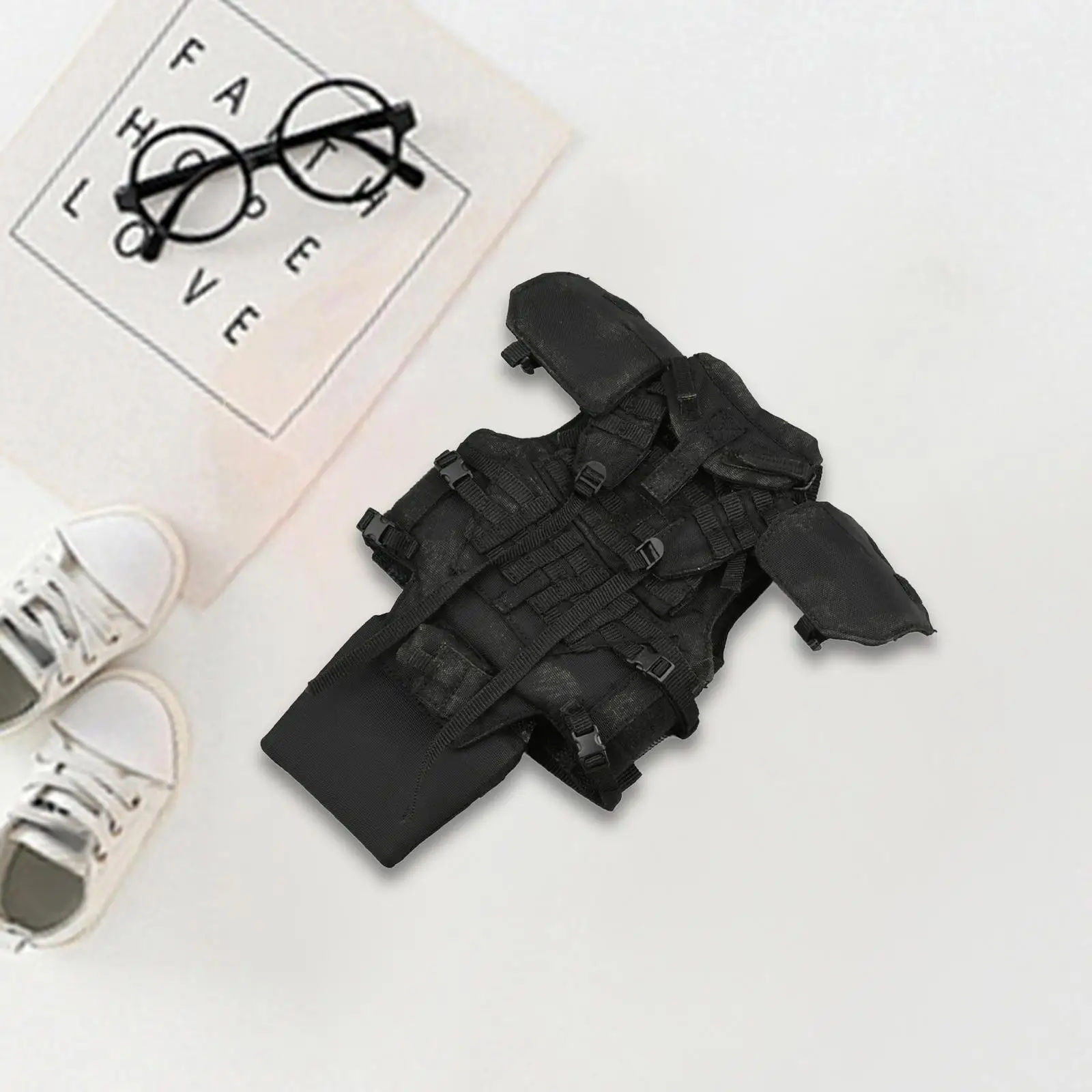 Action Figures Waistcoat Fashion Scene Photo Prop Handmade 1/6 Scale Tactical Vest for Gifts Show Supplies Household Study Room
Action Figures Waistcoat Fashion Scene Photo Prop Handmade 1/6 Scale Tactical Vest for Gifts Show Supplies Household Study Room