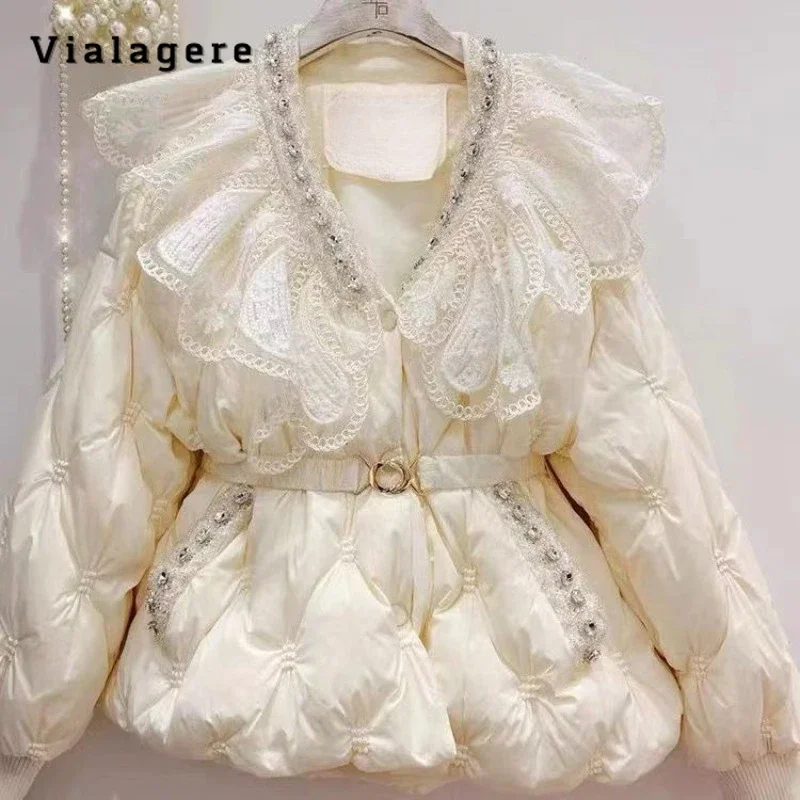 Women Luxury Elegant Long Sleeve Single Breasted Parkas 2023 Winter Peter Pan Collar Jacket Warm Beading Solid Thick Coat
Women Luxury Elegant Long Sleeve Single Breasted Parkas 2023 Winter Peter Pan Collar Jacket Warm Beading Solid Thick Coat