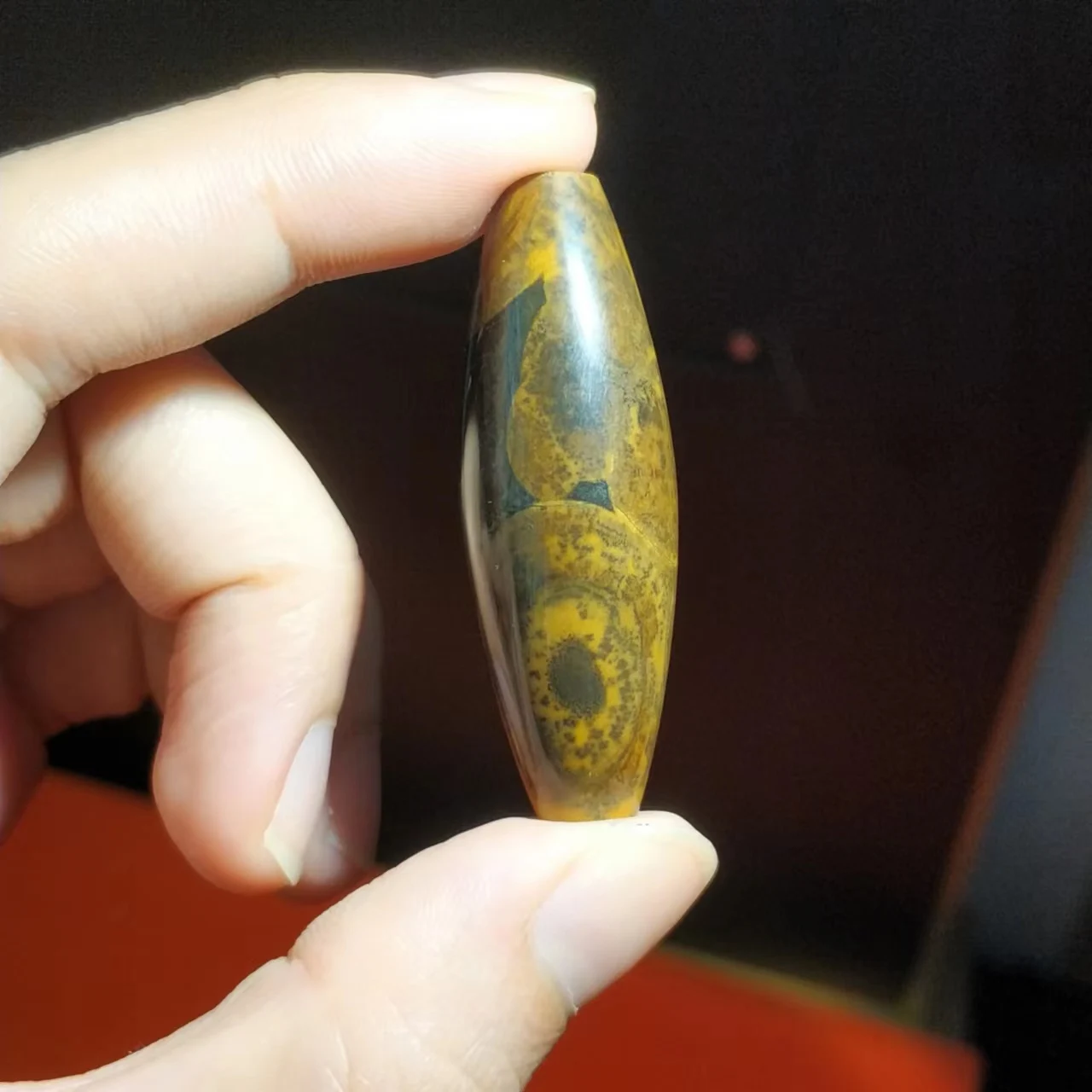 1pcs/lot Natural Meng Tianzhu Nine Eyes Shale eye stone Wonderful pattern unique strong energy rare precious accessories gem diy 
1pcs/lot Natural Meng Tianzhu Nine Eyes Shale eye stone Wonderful pattern unique strong energy rare precious accessories gem diy