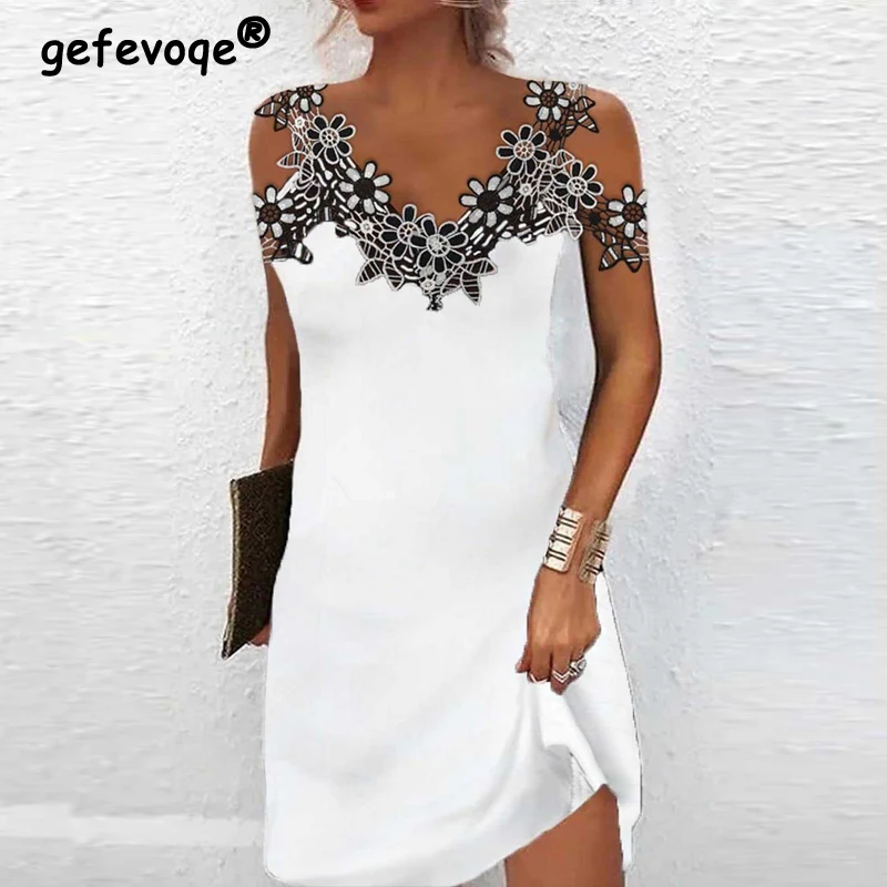 

Sexy Backless Hollow Lace Patchwork Elegant Party Dresses for Women Summer Fashion Black White V Neck Dress Sleevelss Vestidos