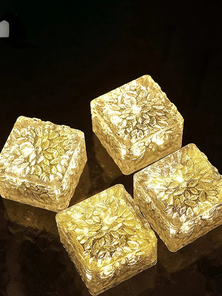 Solar Ice Brick Lamp Landscape Balcony Garden Floor Tile Lamp Courtyard Solar Ice Block Buried Light
Solar Ice Brick Lamp Landscape Balcony Garden Floor Tile Lamp Courtyard Solar Ice Block Buried Light