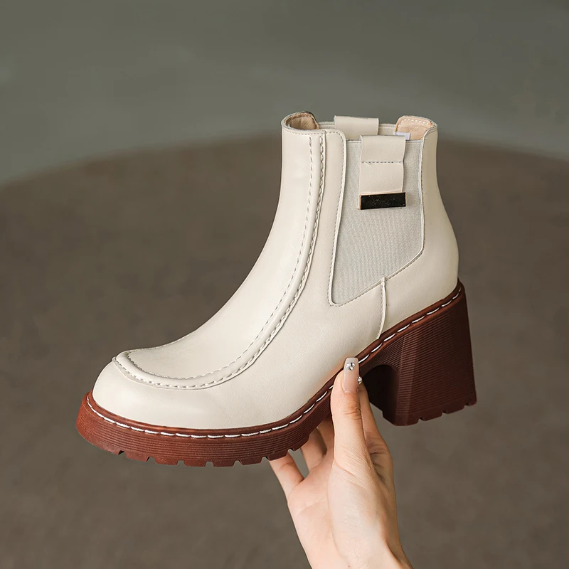 2023 new Autumn winter Women ankle boots natural leather 22-25cm cowhide modern boots Thick soled Chelsea boots platform boots
2023 new Autumn winter Women ankle boots natural leather 22-25cm cowhide modern boots Thick soled Chelsea boots platform boots