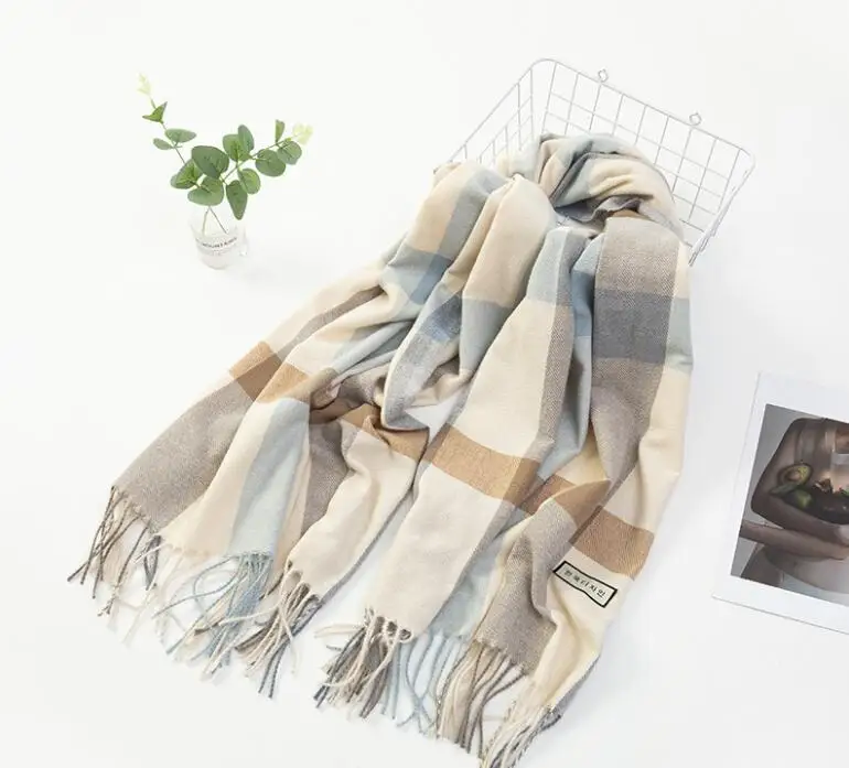 2022 New women cotton scarf winter warm shawl long tassel female foulard thick scarf
2022 New women cotton scarf winter warm shawl long tassel female foulard thick scarf