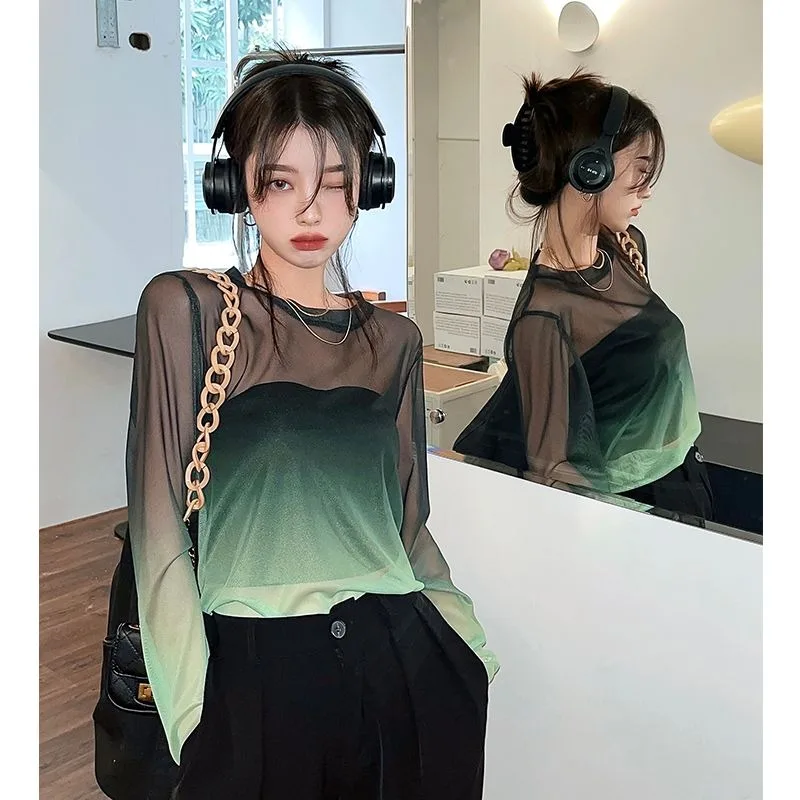 Женские топы, градиентная цветная футболка с длинным рукавом и круглым вырезом, дизайнерская уникальная газовая Солнцезащитная рубашка, женская одежда
Женские топы, градиентная цветная футболка с длинным рукавом и круглым вырезом, дизайнерская уникальная газовая Солнцезащитная рубашка, женская одежда