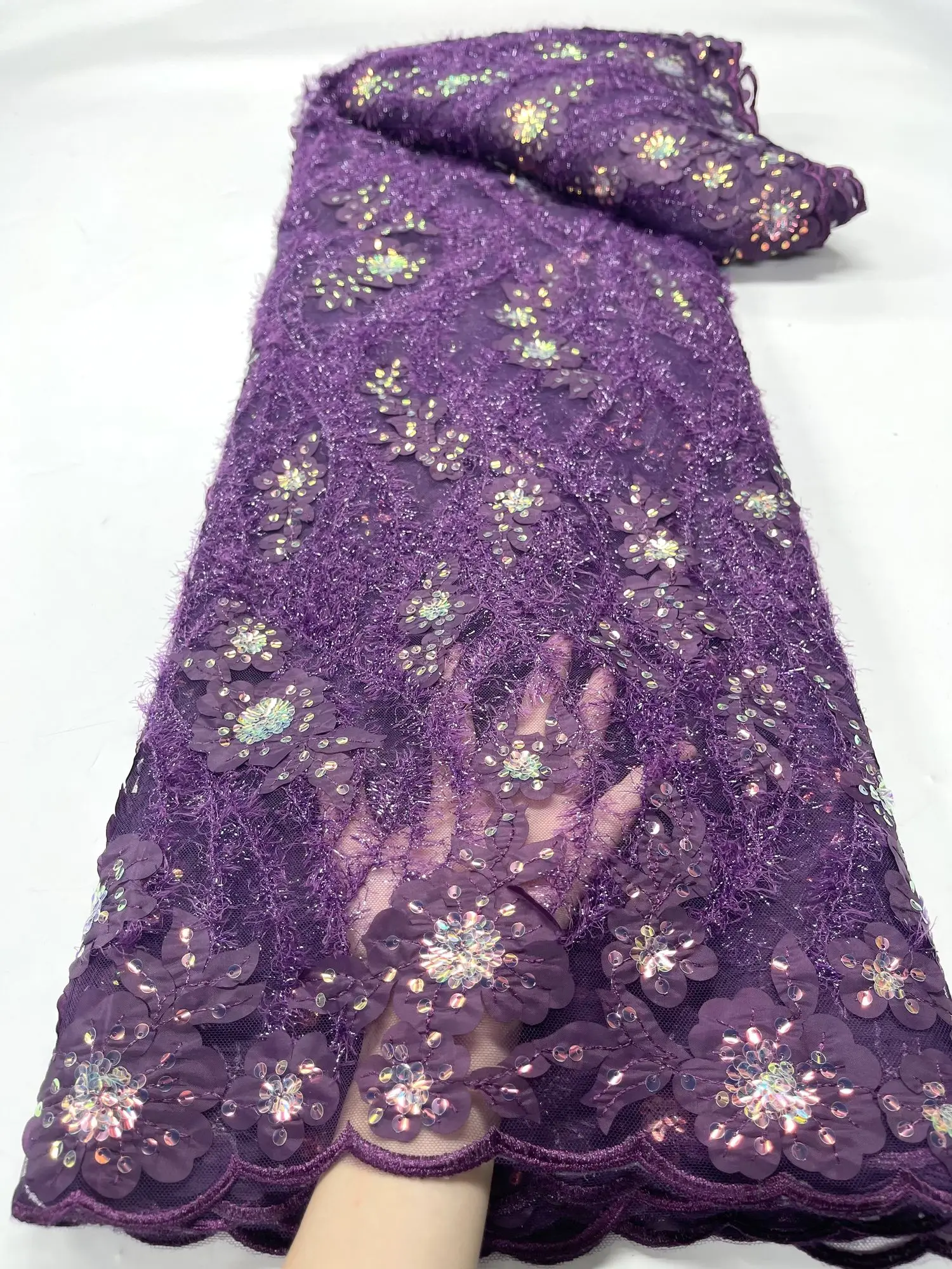 Новейшая Роскошная элегантная африканская вышивка, 3d Цветы, кружевная ткань, ткань для свадебного платья
Новейшая Роскошная элегантная африканская вышивка, 3d Цветы, кружевная ткань, ткань для свадебного платья