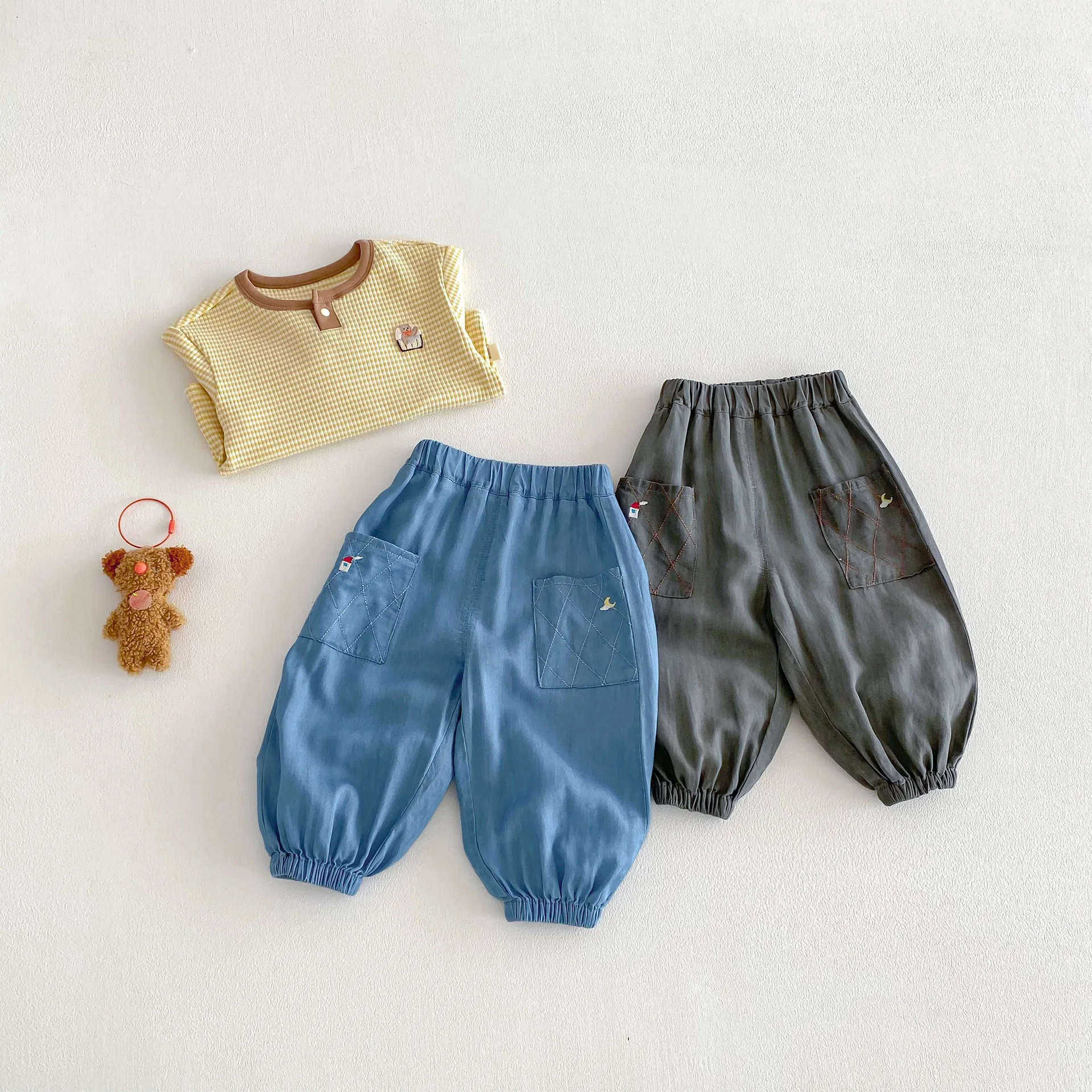 جينز أطفال مطرز برسومات كرتونية لفصلي الربيع والخريف، بنطلون كاجوال للأولاد والبنات، ليجنز طويل عصري بخصر مطاطي جينز أطفال مطرز برسومات كرتونية لفصلي الربيع والخريف، بنطلون كاجوال للأولاد والبنات، ليجنز طويل عصري بخصر مطاطي