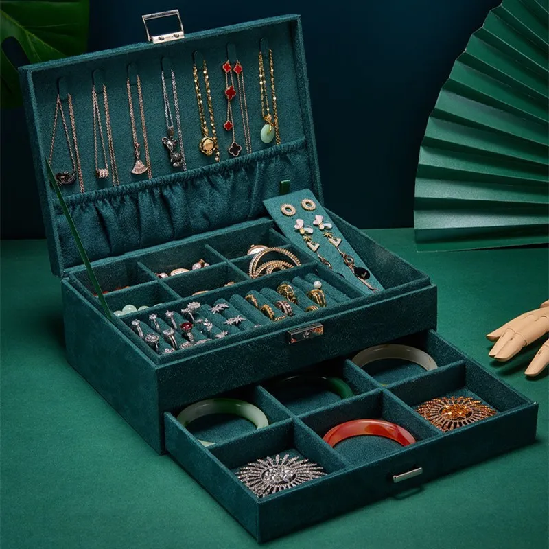Multiple Lay Storage Box Women Luxury Vintage Style Watches Jewelry Organizing Outer Velvet With Pentagonal Latch Large Capacity
Multiple Lay Storage Box Women Luxury Vintage Style Watches Jewelry Organizing Outer Velvet With Pentagonal Latch Large Capacity