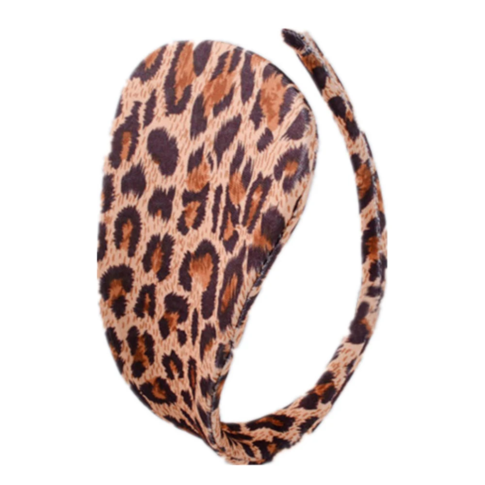 Women Sexy C-String Thongs Trapless Leopard Underwear Invisible Panties Backless Lingerie Hollow Out Thong For Female
Women Sexy C-String Thongs Trapless Leopard Underwear Invisible Panties Backless Lingerie Hollow Out Thong For Female