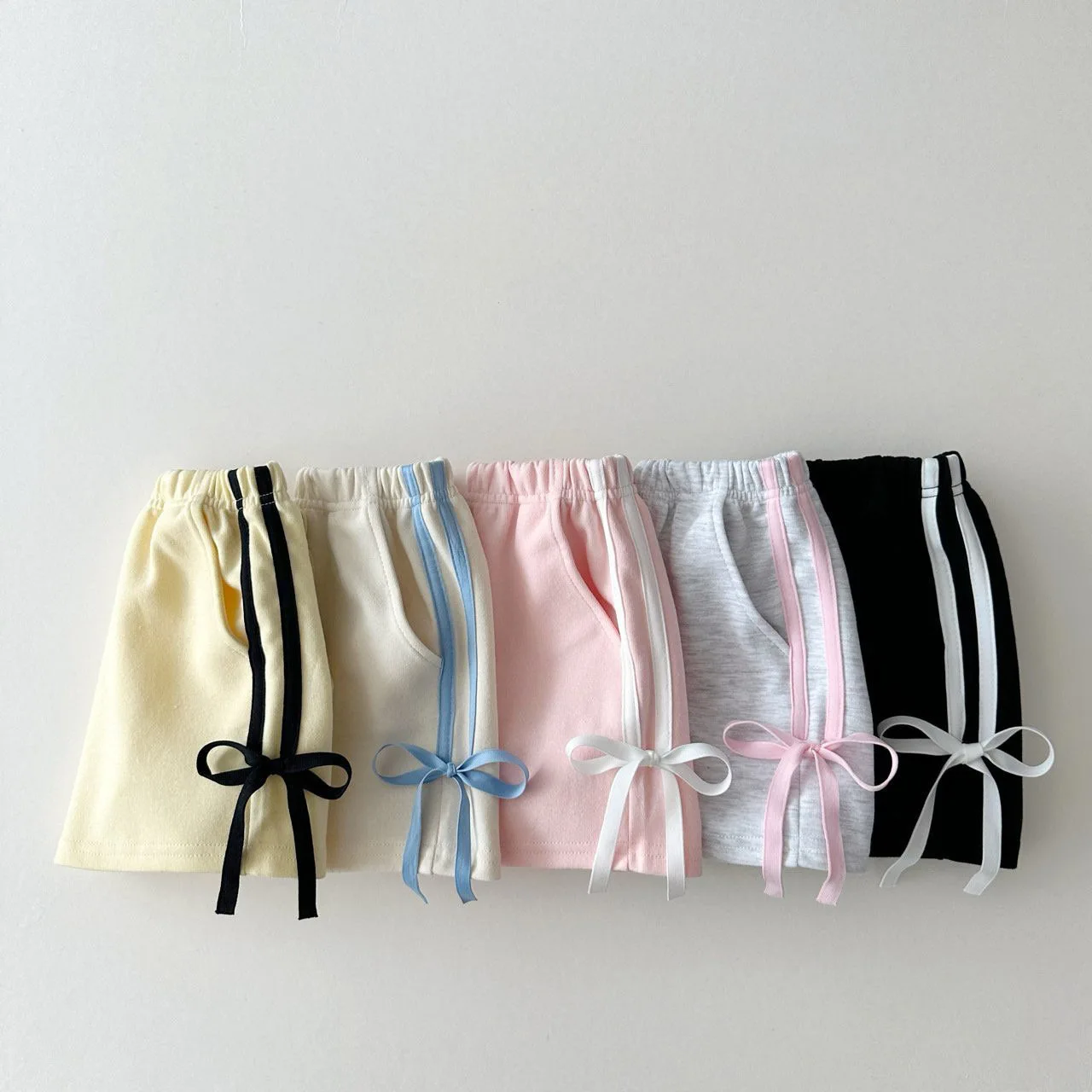 2024 Summer Children Clothes Girl Outdoor Sports Shorts Solid All-match Kids Bow Short Pants Fashion Baby Cotton Mid Trousers
2024 Summer Children Clothes Girl Outdoor Sports Shorts Solid All-match Kids Bow Short Pants Fashion Baby Cotton Mid Trousers