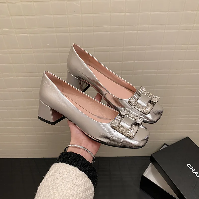 MKKHOU Fashion Pumps New High Quality Genuine Leather Crystal Square Buckle Round Head Shallow Mouth High Heel Leather Shoes
MKKHOU Fashion Pumps New High Quality Genuine Leather Crystal Square Buckle Round Head Shallow Mouth High Heel Leather Shoes