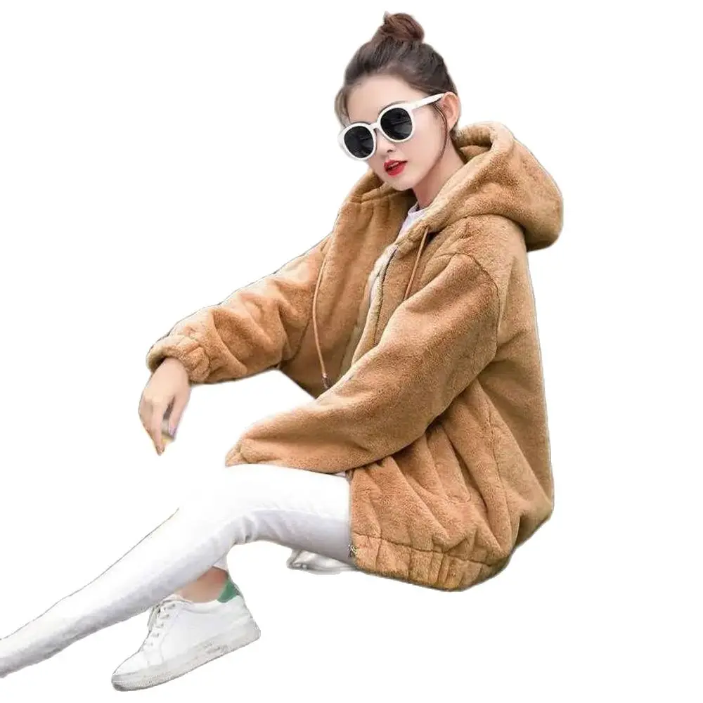 Autumn And Winter Women's New Fur-like Loose Coat Korean Fashion Casual Jacket Rae Rabbit Fur Hooded Coat Female Tide.
Autumn And Winter Women's New Fur-like Loose Coat Korean Fashion Casual Jacket Rae Rabbit Fur Hooded Coat Female Tide.