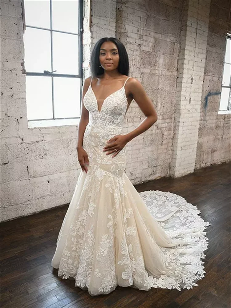 Sexy Mermaid Princess Wedding Dresses Floor Length Court Train Sleeveless Sweetheart Backless Lace With Beading Bridal Gowns
Sexy Mermaid Princess Wedding Dresses Floor Length Court Train Sleeveless Sweetheart Backless Lace With Beading Bridal Gowns
