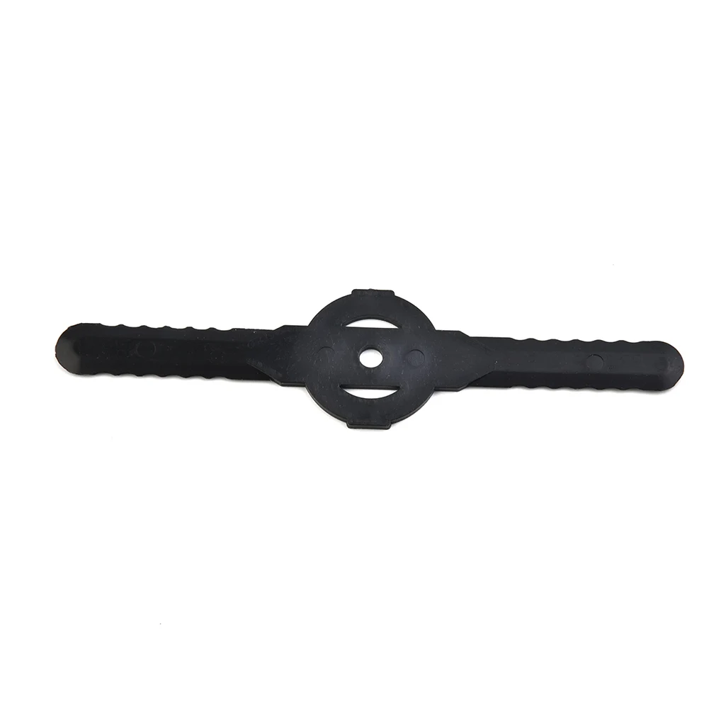 The Real Color Of The Ir Blades For Electric Cordless Grass Trimmer Strimmer Blades Durable Mowing Blade Replacement Garden Tool
The Real Color Of The Ir Blades For Electric Cordless Grass Trimmer Strimmer Blades Durable Mowing Blade Replacement Garden Tool