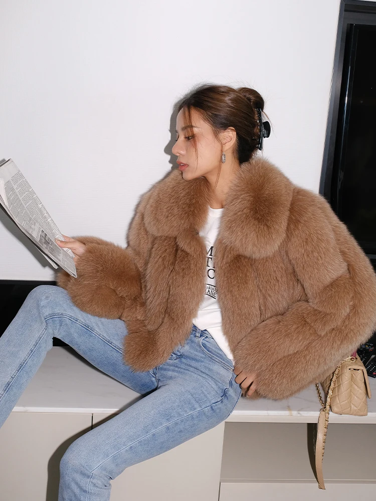 New 2023 Natural Fox Fur Cropped real Fur Jacket Women Winter Fashion Warm real fox fur coats outerwear
New 2023 Natural Fox Fur Cropped real Fur Jacket Women Winter Fashion Warm real fox fur coats outerwear