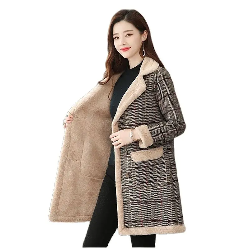 Autumn Winter 2021 New Woolen Women's Coat Versatile Fashion Temperament Checker Woolen Medium Long Keep Warm Coat Women
Autumn Winter 2021 New Woolen Women's Coat Versatile Fashion Temperament Checker Woolen Medium Long Keep Warm Coat Women