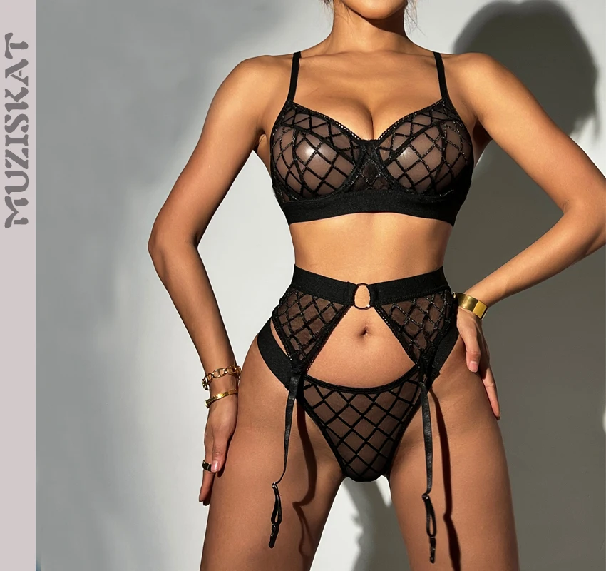MUZISKAT Hot Sale Erotic Lingerie Three Sets Of Mesh Holes Comfortable Splicing Sexy Waistband
MUZISKAT Hot Sale Erotic Lingerie Three Sets Of Mesh Holes Comfortable Splicing Sexy Waistband