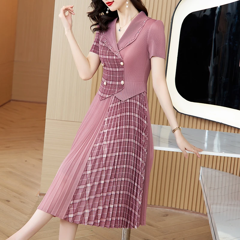 2023 Fashion pleated dress summer new high-end temperament socialite patchwork pleated skirt mother dress
2023 Fashion pleated dress summer new high-end temperament socialite patchwork pleated skirt mother dress