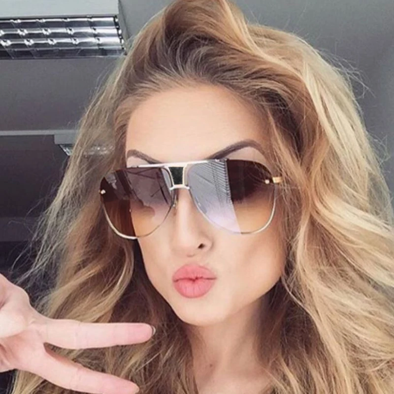 Classic Men or WOMEN Oversized Cool Mirror Sun Glasses Male Female Metal Frame 2023 New Brand Designer Sunglasses Victorylip
Classic Men or WOMEN Oversized Cool Mirror Sun Glasses Male Female Metal Frame 2023 New Brand Designer Sunglasses Victorylip