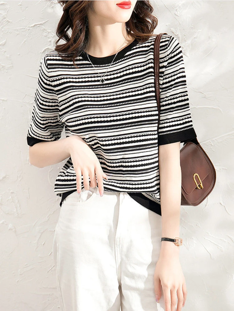 Knitted T Shirt Women Casual Striped Tshirt Ladies Loose Tops Woman Clothes Short Sleeve Tees O Neck Tee Shirt Femme 2023 Summer
Knitted T Shirt Women Casual Striped Tshirt Ladies Loose Tops Woman Clothes Short Sleeve Tees O Neck Tee Shirt Femme 2023 Summer