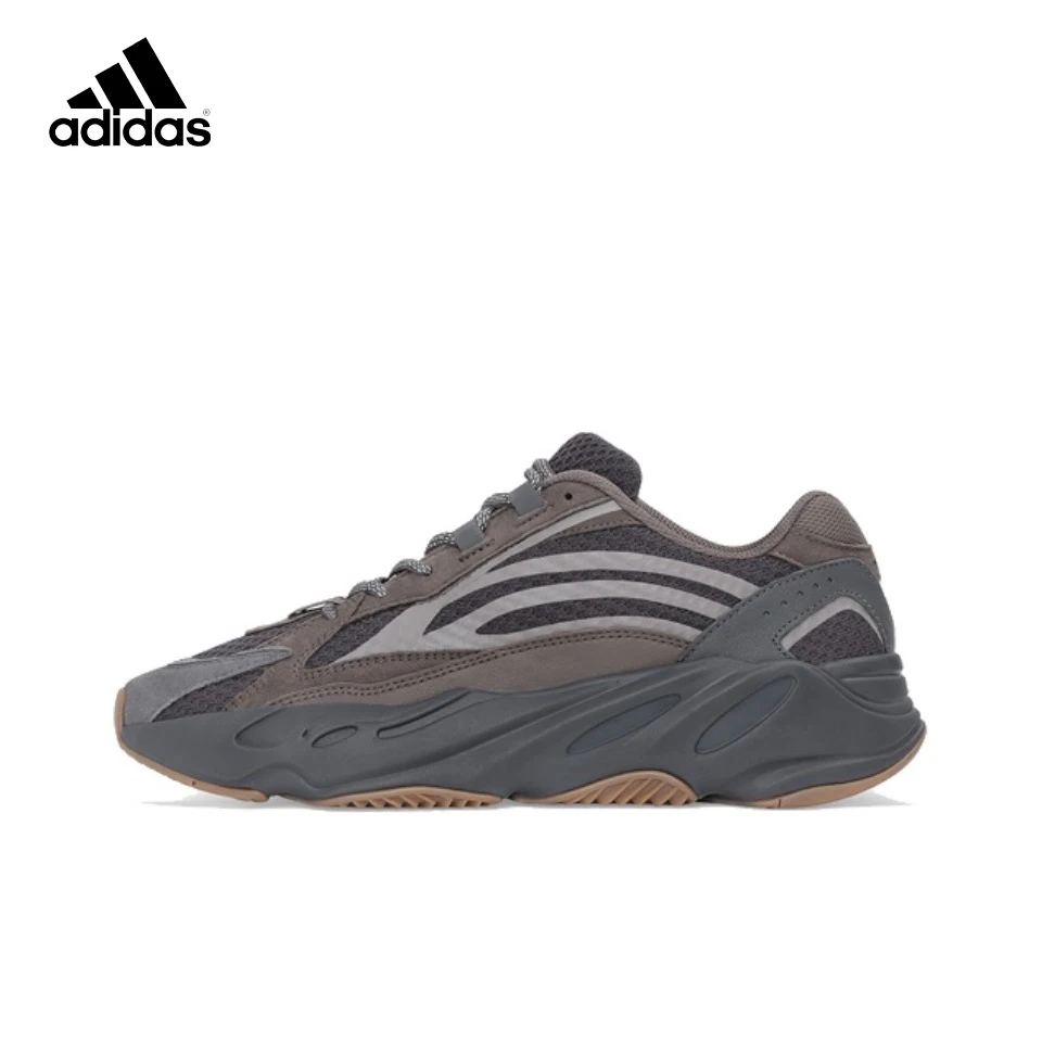 Оригинальные кроссовки Adidas Yeezy 700 V2 Geode черного цвета для мужчин и женщин, повседневные классические кроссовки в стиле ретро для бега EG6860
Оригинальные кроссовки Adidas Yeezy 700 V2 Geode черного цвета для мужчин и женщин, повседневные классические кроссовки в стиле ретро для бега EG6860