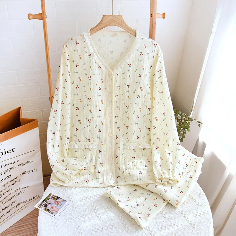 Spring and Autumn New Ladies V-Neck Floral Pajamas Long Sleeve Pants Set 100%Cotton Crepe Large Size Sweet and Cute Homewear Set
Spring and Autumn New Ladies V-Neck Floral Pajamas Long Sleeve Pants Set 100%Cotton Crepe Large Size Sweet and Cute Homewear Set