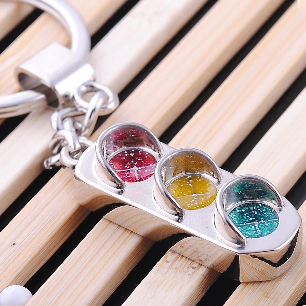 1Pcs Universal 3D Silvery Cute Mini Traffic Light Signal Pendant Key Ring Keyfob Keychain Creative Gift Car Interior Accessories
1Pcs Universal 3D Silvery Cute Mini Traffic Light Signal Pendant Key Ring Keyfob Keychain Creative Gift Car Interior Accessories