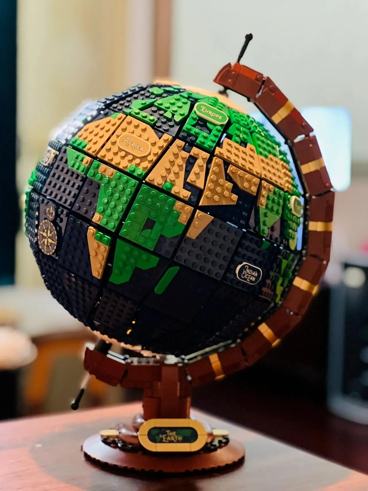 MOC Creator Expert Earth Globe World Map Bricks Toys 95335 MOC Creator Expert Earth Globe World Map Bricks Toys 95335