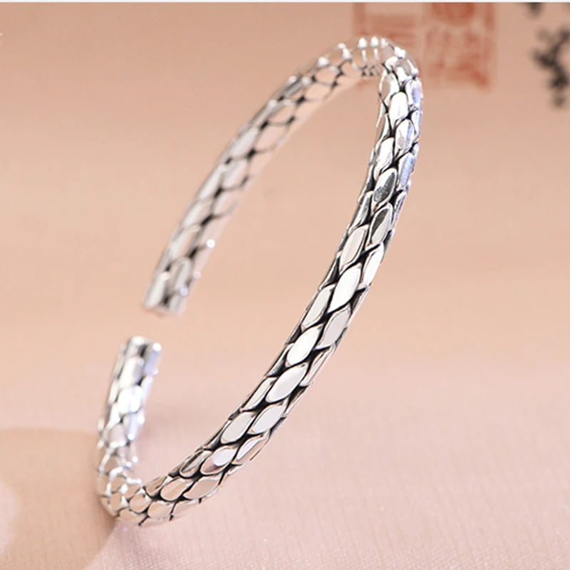 New Twist Braided Bracelet Men And Women Opening Adjustment Personality Fashion Retro Bracelet Jewelry Accessories
New Twist Braided Bracelet Men And Women Opening Adjustment Personality Fashion Retro Bracelet Jewelry Accessories