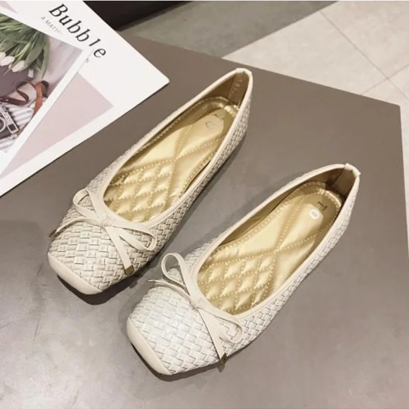 Fashion Flats for Women Boat Shoes Elegant Office Lady Shoes Casual Women Flats Soft Comfortable Flat Shoes Black Blue New 2022
Fashion Flats for Women Boat Shoes Elegant Office Lady Shoes Casual Women Flats Soft Comfortable Flat Shoes Black Blue New 2022
