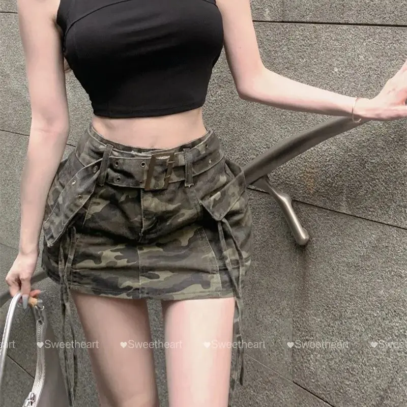 

2024 versatile short vest + American hot girl camouflage A-line skirt high waist anti-exposure Culottes Summer Skirts