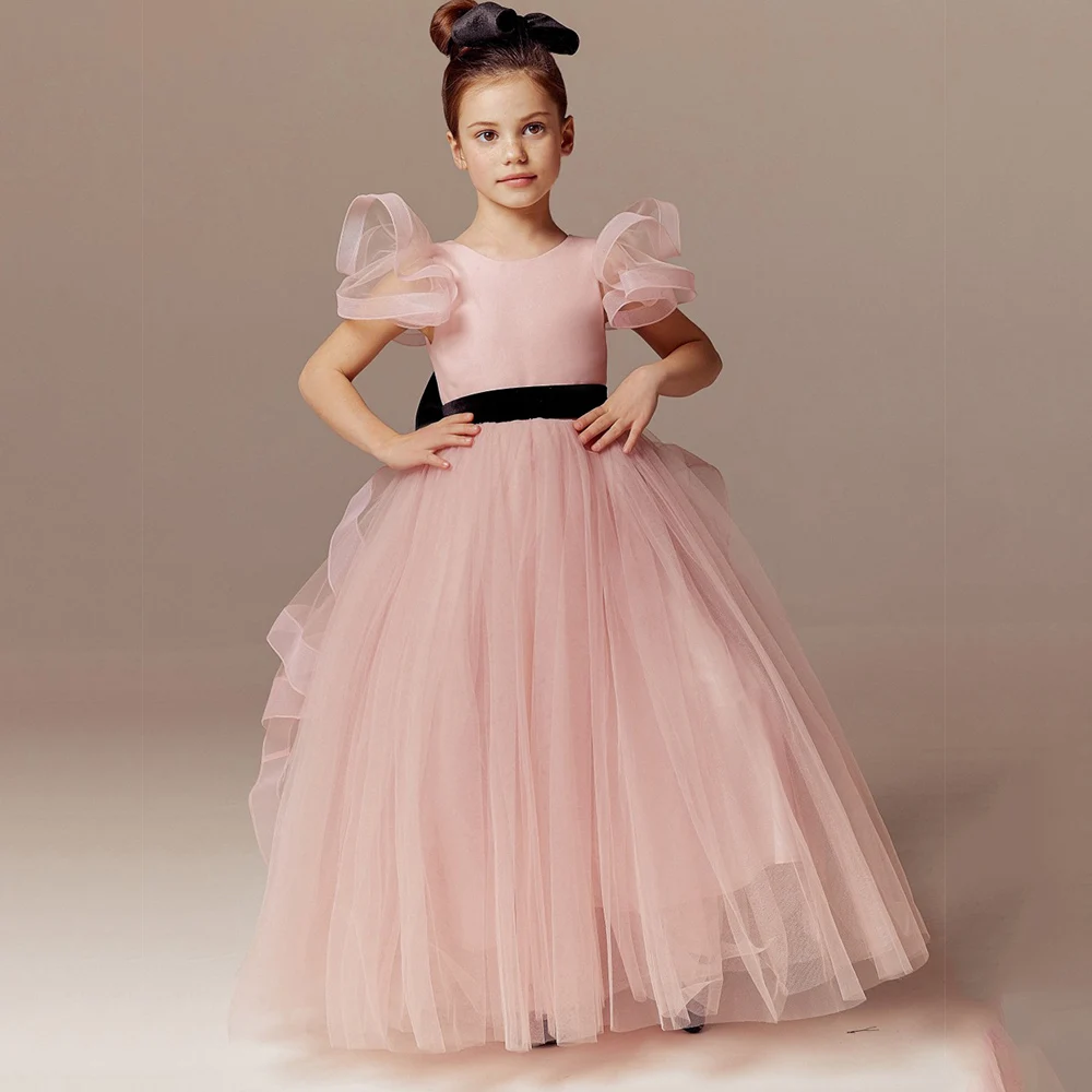 Charming Pink Short Sleeve A Line Flower Girl Dresses with Black Sashes Scoop Baby Birthday Dress 2024 Vestidos De Niña De Las
Charming Pink Short Sleeve A Line Flower Girl Dresses with Black Sashes Scoop Baby Birthday Dress 2024 Vestidos De Niña De Las