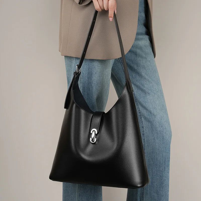 Cowhide Versatile Large Capacity Shoulder Vintage Underarm 2023 Summer and Autumn New Handheld Tote Bag
Cowhide Versatile Large Capacity Shoulder Vintage Underarm 2023 Summer and Autumn New Handheld Tote Bag