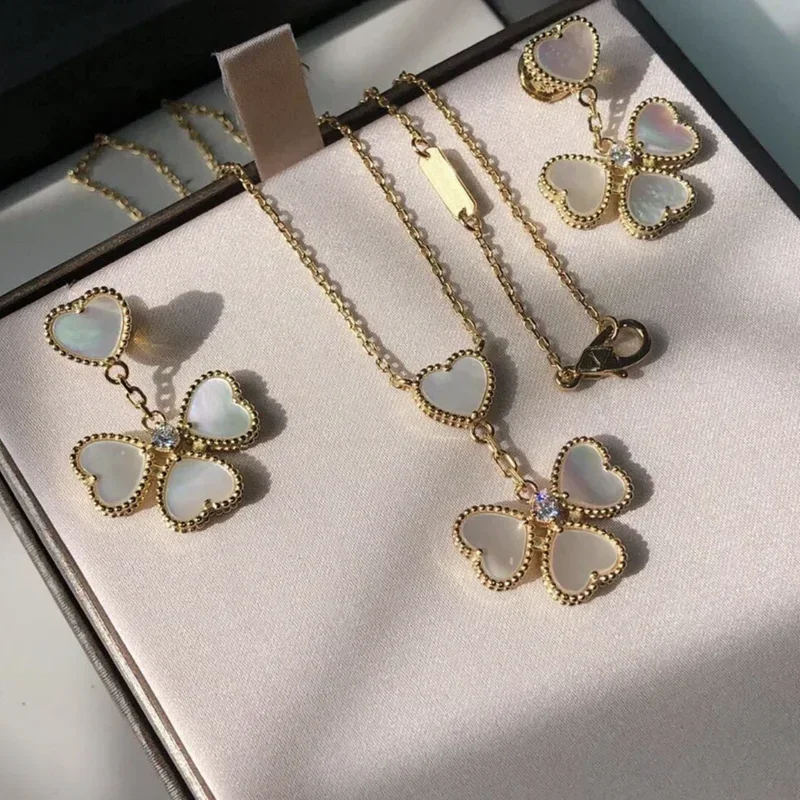 

SFE 925 Sterling Silver High Quality Exquisite White Shell Four-Leaf Clover Love Earrings Necklace Women Morale Luxury Jewelry