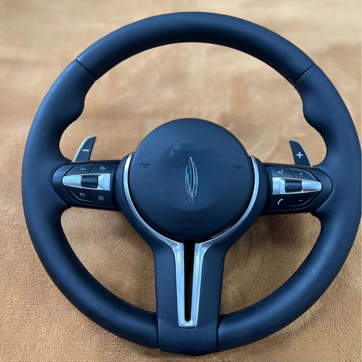 T-Back Steering Wheel 3 Series 5 Series 7 Series Modified New Assembly Carbon Fiber Mx356f18 Genuine Leather Old Modified
T-Back Steering Wheel 3 Series 5 Series 7 Series Modified New Assembly Carbon Fiber Mx356f18 Genuine Leather Old Modified