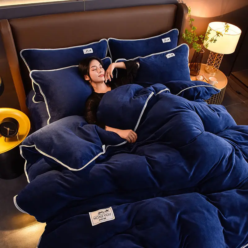Magic Thicken Velvet Quilt Duvet Cover Bedding Set Winter Soft Warm Thicken Bed Quilt Cover Double Twin Queen King Duvet Cover
Magic Thicken Velvet Quilt Duvet Cover Bedding Set Winter Soft Warm Thicken Bed Quilt Cover Double Twin Queen King Duvet Cover