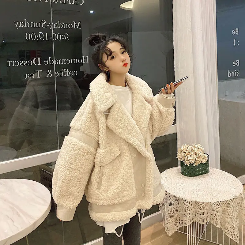 Popular Lamb Wool Coat for Women's 2023 Winter Korean New KawaiiThickened Short Fur One Piece Coat Winter Jacket Women
Popular Lamb Wool Coat for Women's 2023 Winter Korean New KawaiiThickened Short Fur One Piece Coat Winter Jacket Women