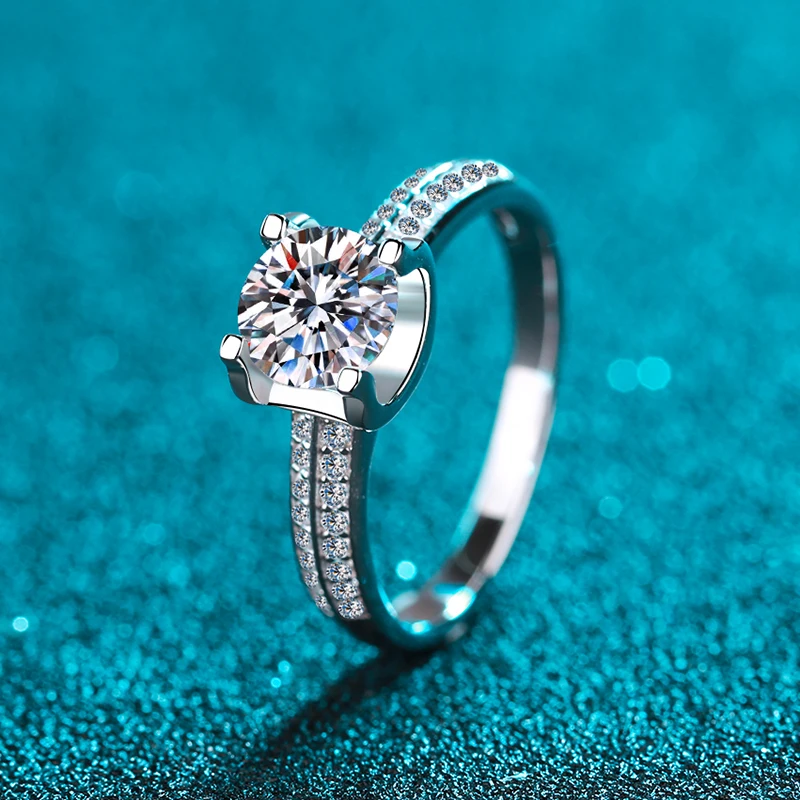 Simple Fashion D Colorful 1CT Moosanite Sparkling Women's wedding Ring 925 Sterling Silver suitable for engagement wedding bride
Simple Fashion D Colorful 1CT Moosanite Sparkling Women's wedding Ring 925 Sterling Silver suitable for engagement wedding bride