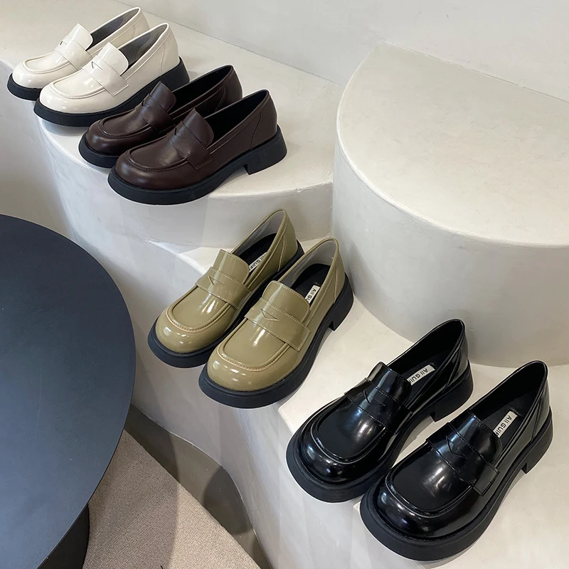 2022 Fashion Ladies Mary Janes Shoes Female Round Toe Loafers Oxfords Casual Outside Lolita Slip On Platform Women Flats Shoes
2022 Fashion Ladies Mary Janes Shoes Female Round Toe Loafers Oxfords Casual Outside Lolita Slip On Platform Women Flats Shoes