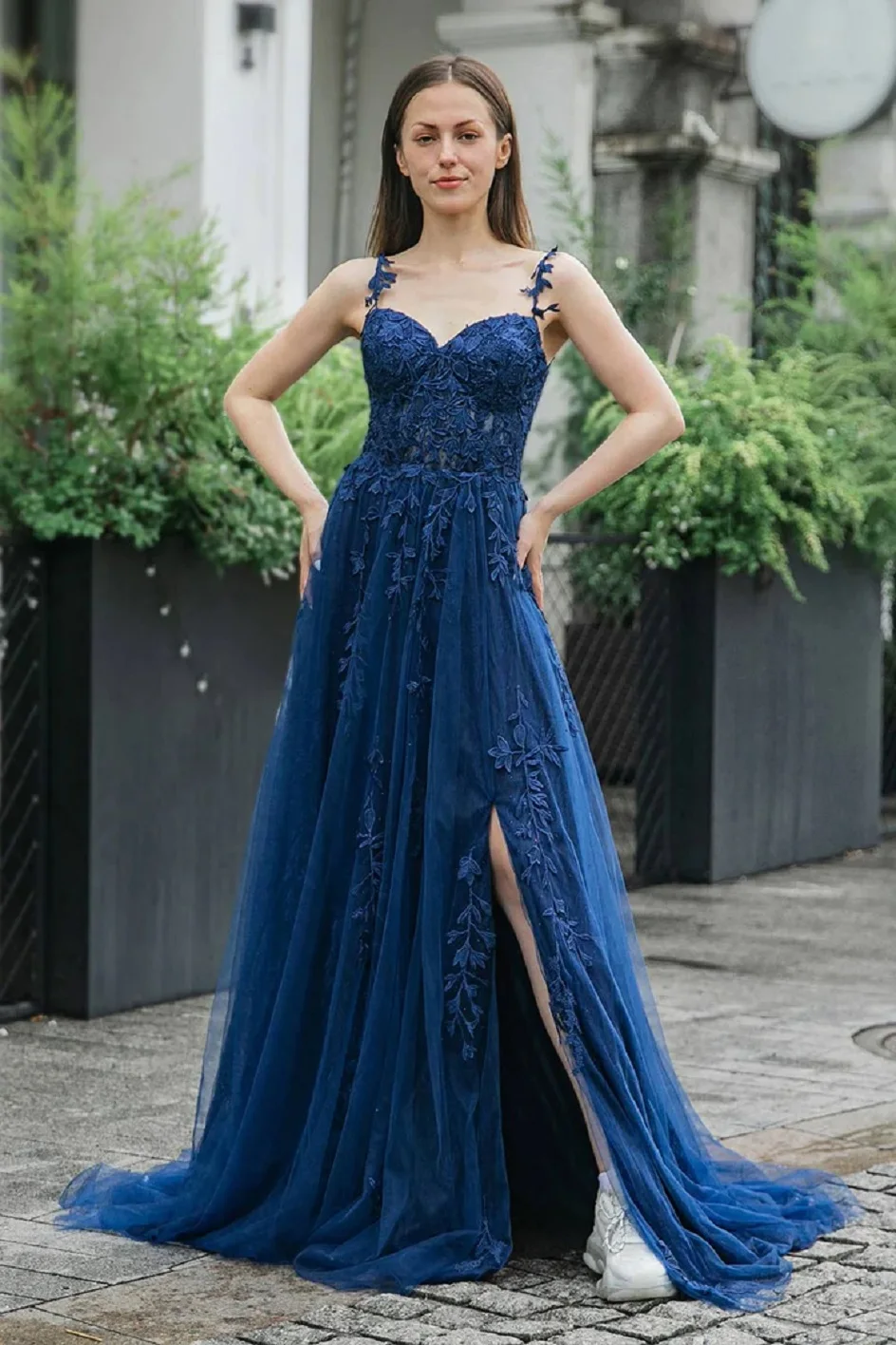 

A-line Tulle Appliques Prom Dress with Split Spaghetti Strips Homecoming GownsCorset Bodice Elegant Party Dresses for Women 2024