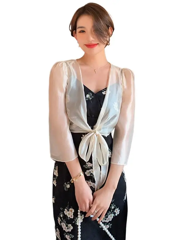 Summer Women Asymmetry lightweight Lyocell cardigan jacket Korean Fashion streetwear sunscreen shirt,lace up versatile cardigan
Summer Women Asymmetry lightweight Lyocell cardigan jacket Korean Fashion streetwear sunscreen shirt,lace up versatile cardigan