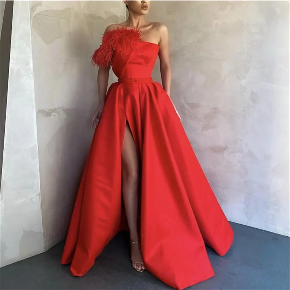 

Stunning Red Satin Prom Dresses Long Evening Gowns With Pockets Feather High Side Split Formal Dress Formal Occasion Dresses