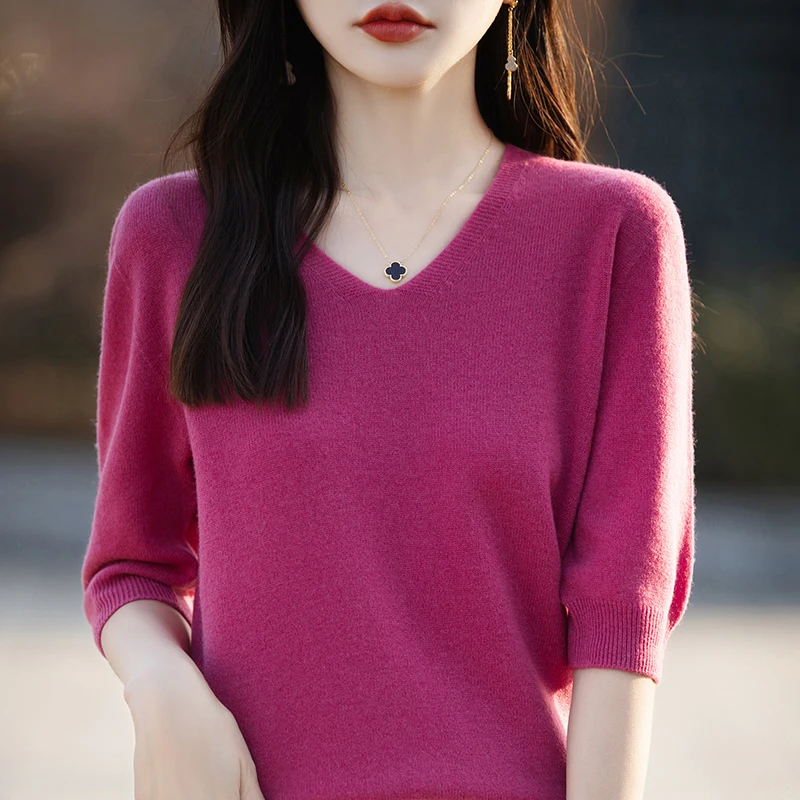Women's T-shirt Summer Worsted Sweater Short Sleeve Casual Solid Color V-Neck Ladies Tops Loose Blouse Pullover Tees
Women's T-shirt Summer Worsted Sweater Short Sleeve Casual Solid Color V-Neck Ladies Tops Loose Blouse Pullover Tees