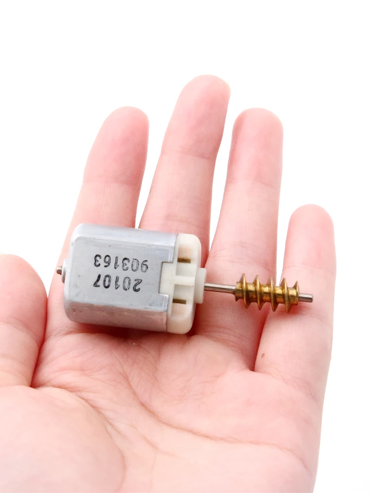 Original Car Side Door Lock Motor Actuator for BMW X5 E70 X6 E71 7 series 6 series X3 X4 Z4 3 4 5 1series X1 E84 18D
Original Car Side Door Lock Motor Actuator for BMW X5 E70 X6 E71 7 series 6 series X3 X4 Z4 3 4 5 1series X1 E84 18D