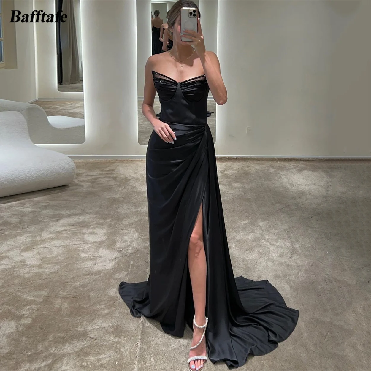 Black Bodycon Satin Evening Dresses Sleeveless Beaded Pleated Side Slit Formal Wear Gowns Sweep Train Prom Event Dress Outfits
Black Bodycon Satin Evening Dresses Sleeveless Beaded Pleated Side Slit Formal Wear Gowns Sweep Train Prom Event Dress Outfits