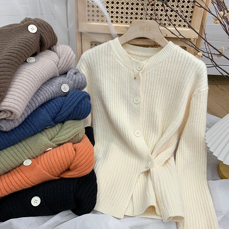 Women Autumn Winter Sweater Vintage Chic Side Buttoned Long Sleeve O-neck Coat Loose All-match Elegant Knitting Cardigan
Women Autumn Winter Sweater Vintage Chic Side Buttoned Long Sleeve O-neck Coat Loose All-match Elegant Knitting Cardigan