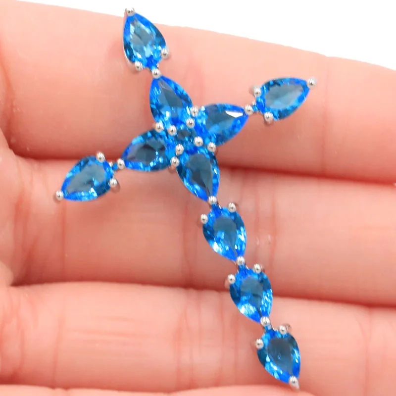 Кулон из серебра 5,8 пробы с синим топазом и фиолетовым аметистом, 925 г
Кулон из серебра 5,8 пробы с синим топазом и фиолетовым аметистом, 925 г