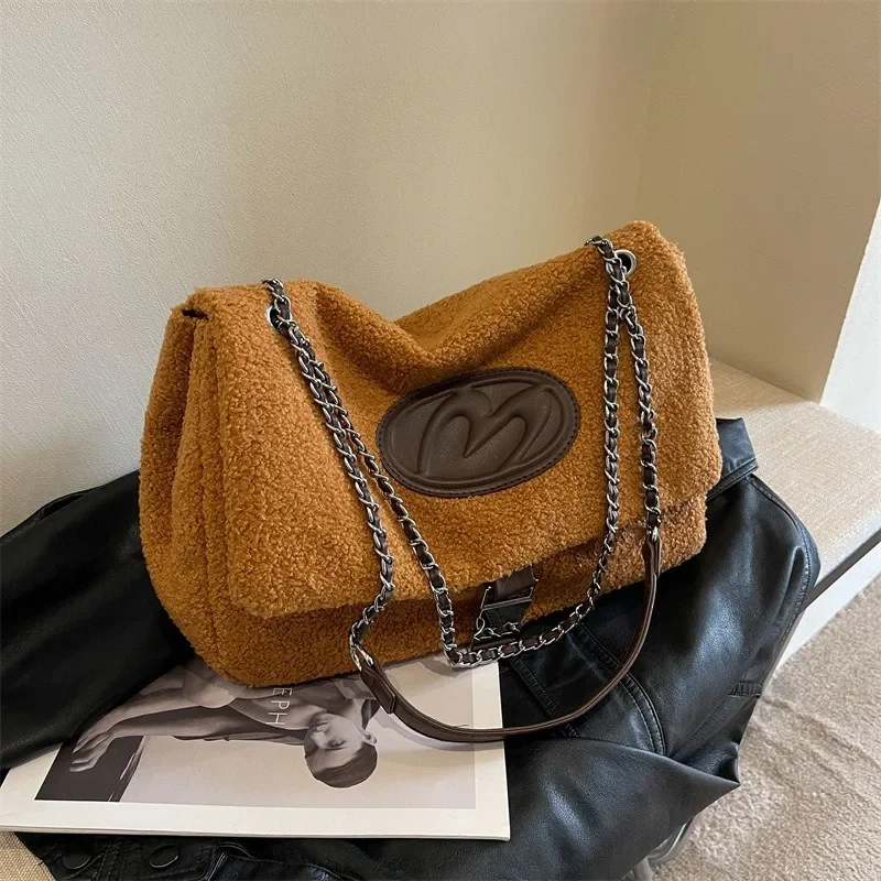 Plush High Capacity Women Shoulder Bags Luxury Designer Plush Women's Handbags Casual Commuting Plush's Crossbody Bags For Women
Plush High Capacity Women Shoulder Bags Luxury Designer Plush Women's Handbags Casual Commuting Plush's Crossbody Bags For Women