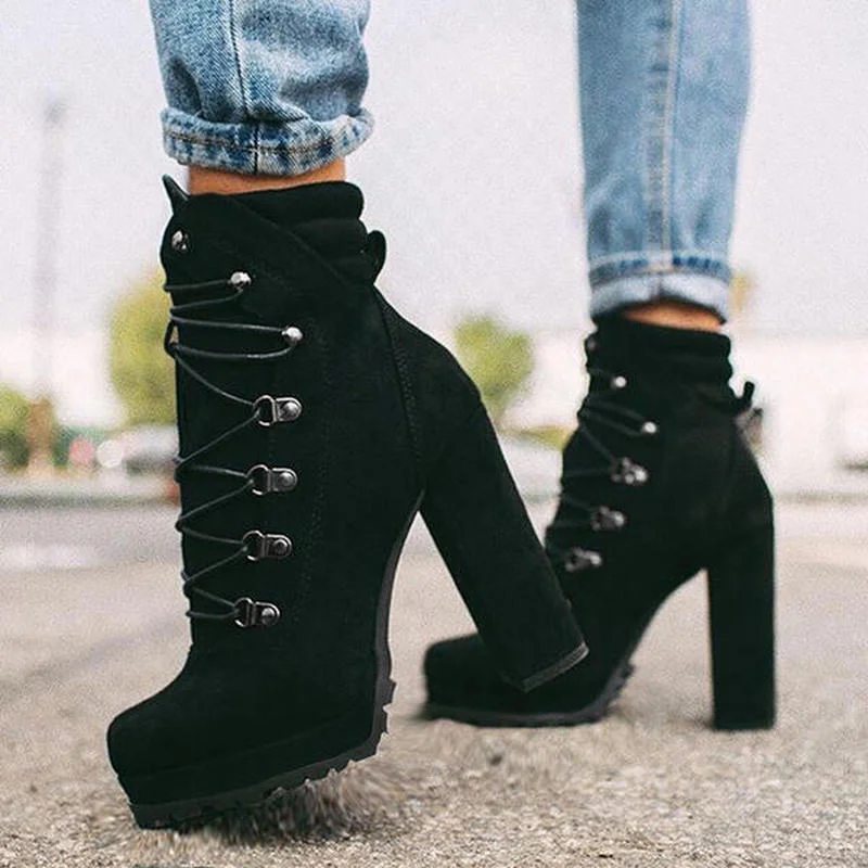 Women Flock Rivet Ankle Boots Female Square High Heels Autumn Fashion Sexy Lace-Up Shoes Ladies Retro Footwear Plus Size 35-43
Women Flock Rivet Ankle Boots Female Square High Heels Autumn Fashion Sexy Lace-Up Shoes Ladies Retro Footwear Plus Size 35-43
